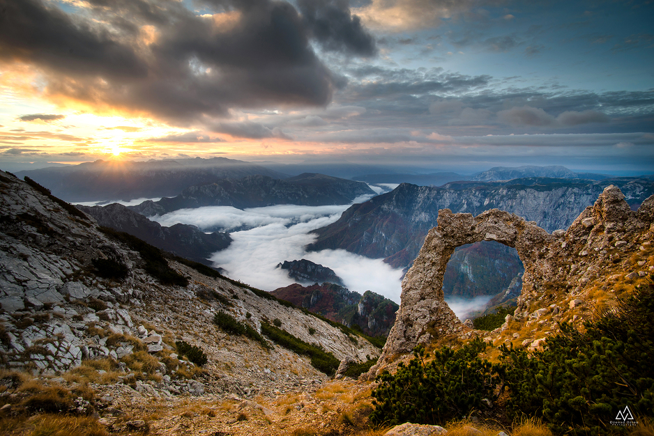 Hajdučka vrata u svitanje (Foto: Dženad Džino)