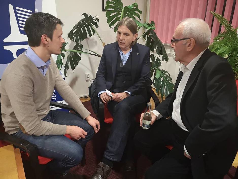 Detalj s Predsjedništva NS u Tuzli (foto: Facebook)