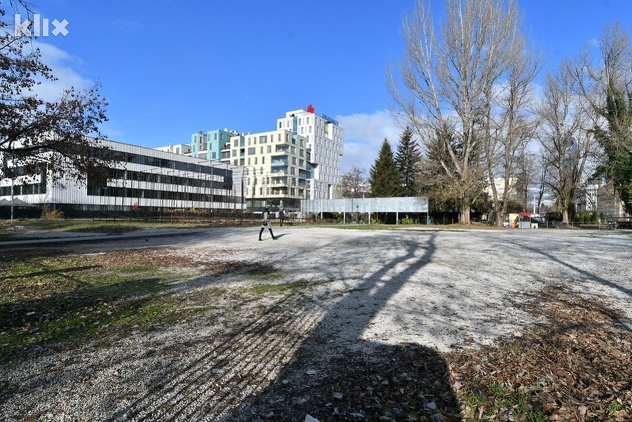 Mjesto na kojem će biti izgrađen Muzej savremene umjetnosti Ars Aevi (Foto: I. Š./Klix.ba)