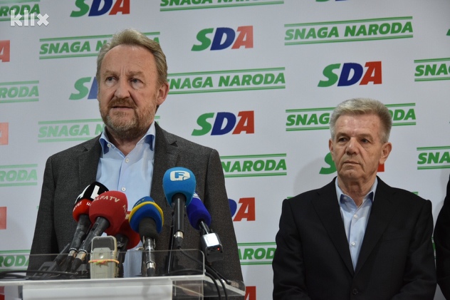 Bakir Izetbegović (SDA) i Mirsad Kukić (PDA) nakon pregovora za koaliciju (Foto: Klix.ba)