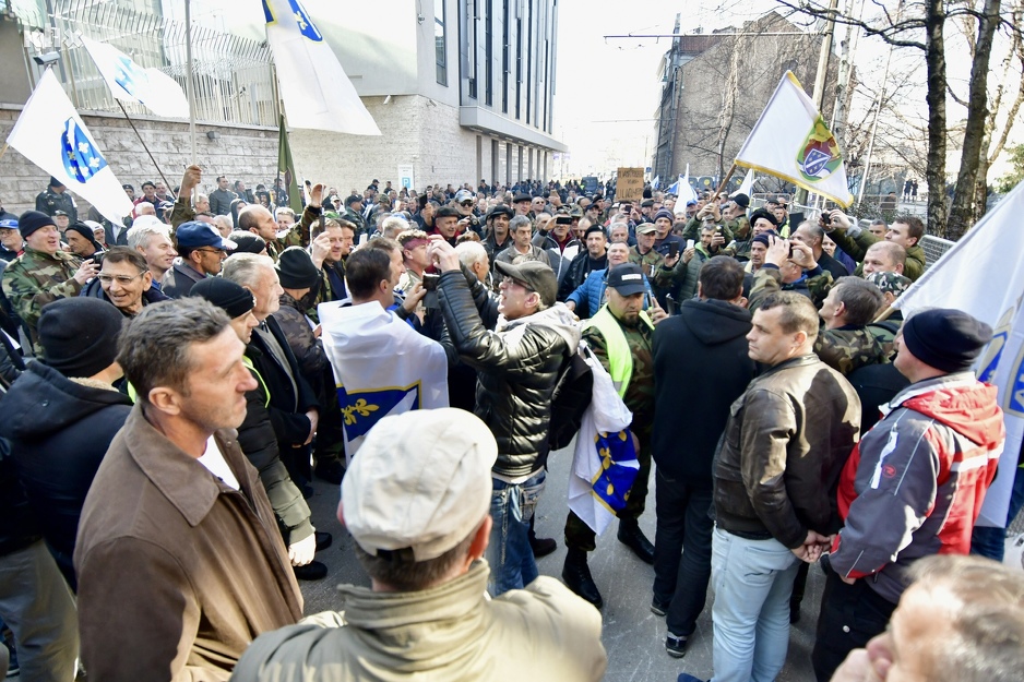 Rezultat slika za Vlada FBiH sutra na sjednici razmatra prijedlog teksta zakona o demobilisanim borcima