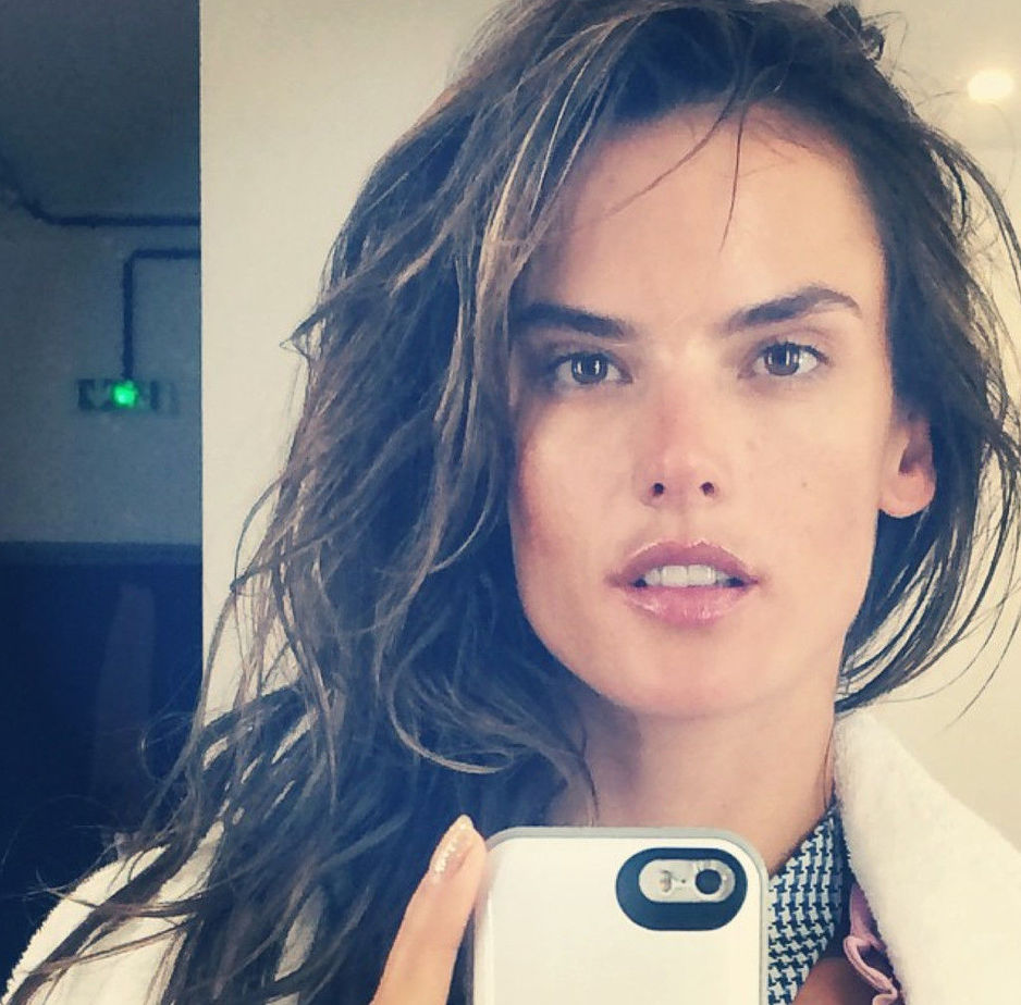 Foto: Alessandra Ambrosio (Her beauty.co)