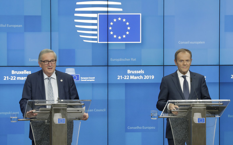 Jean-Claude Juncker i Donald Tusk (Foto: EPA-EFE)