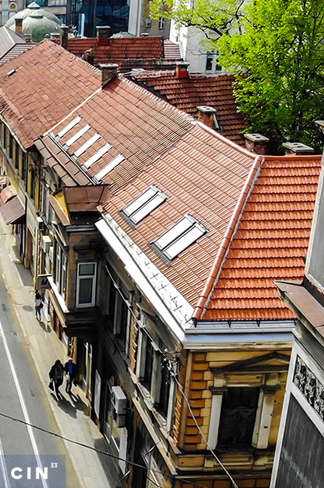 Sarajevska sutkinja i advokat su lažnim parničnim postupcima prisvojili dijelove kuće u blizini Sarajevske katedrale, procijenjene na više od dva miliona KM (Foto: CIN)