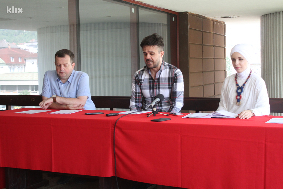 Detalj s konferencije za novinare (Foto: E. M./Klix.ba)
