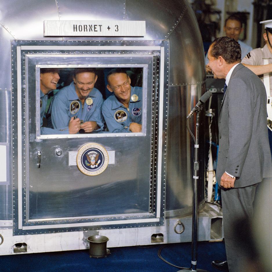 Astronauti su po povratku na Zemlju u karantinu proveli 21 dan, a posjetio ih je i predsjednik SAD-a Richard Nixon (Foto: EPA-EFE)