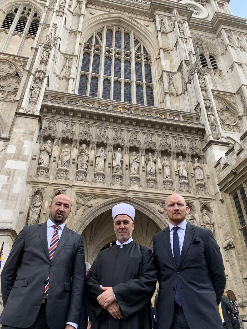 Muhamed Jusić, reis Kavazović, Matthew Field