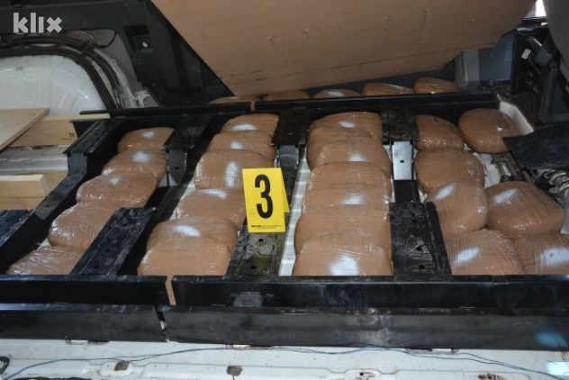 Na Graničnom prijelazu Klobuk 26. augusta pronađeno 31,7 kilograma marihuane