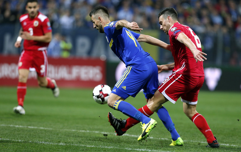 Ibišević na utakmici protiv Gibraltar (Foto: EPA-EFE)
