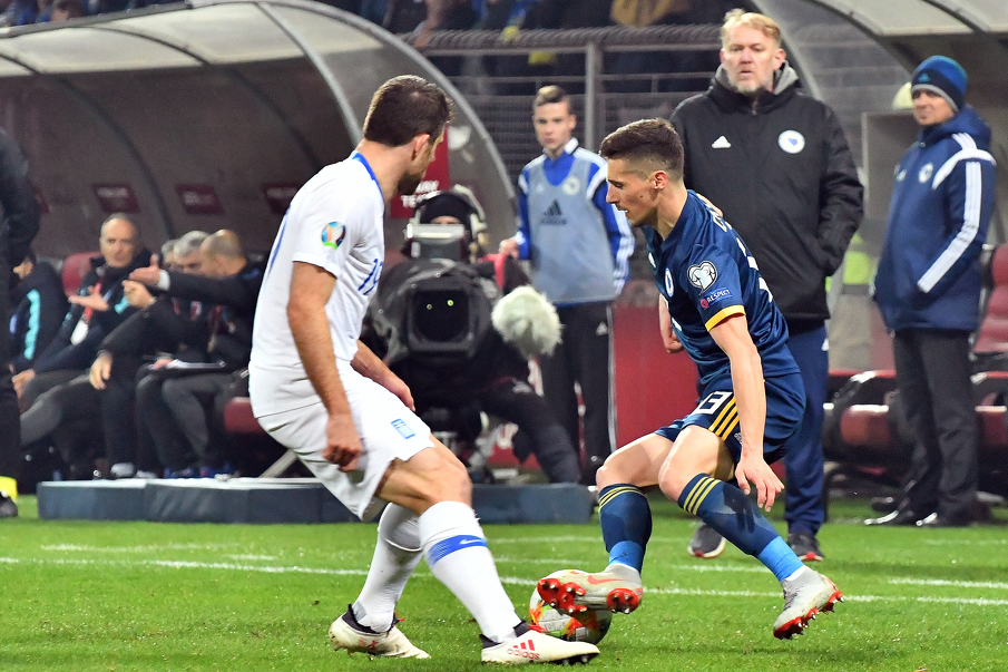 Gojko Cimirot protiv Grčke (Foto: AFP)