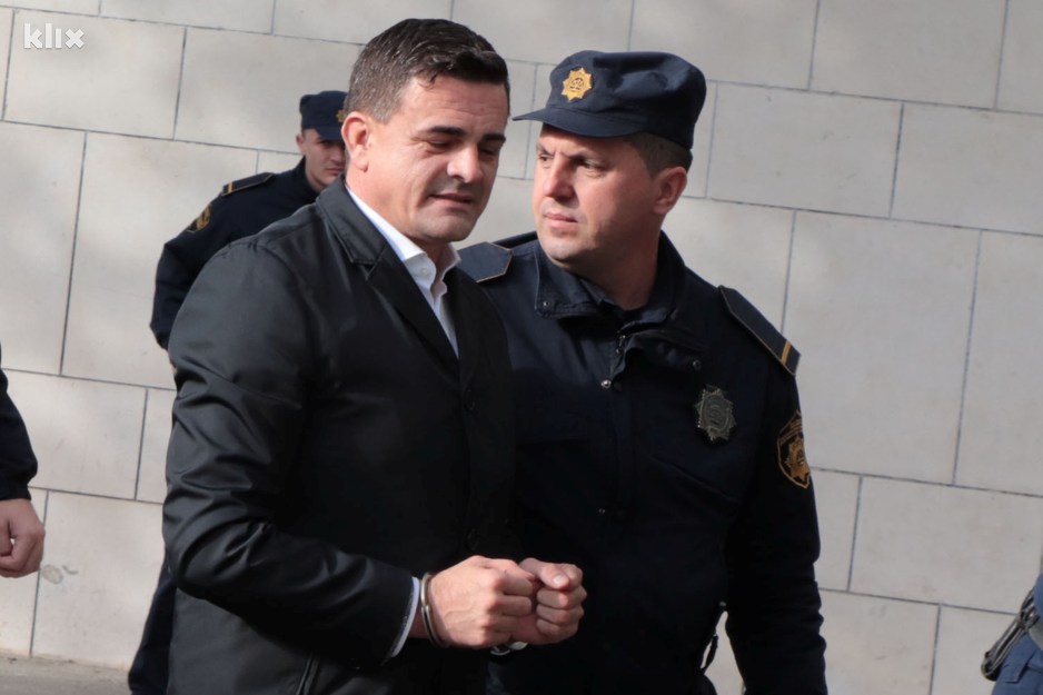 Privođenje članova grupe Pramoda Mittala (Foto: Klix.ba)