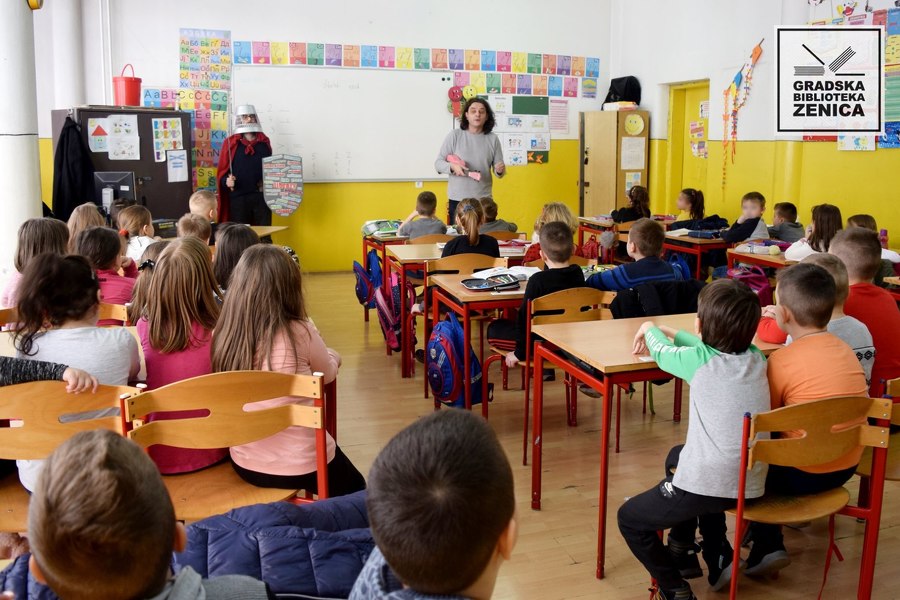 Haris Abdagić u posjeti prvačićima u zeničkoj školi