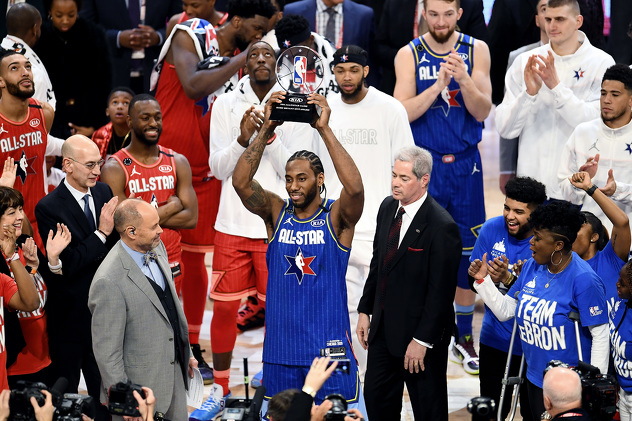 Kawhi Leonard s MVP nagradom (Foto: AFP)