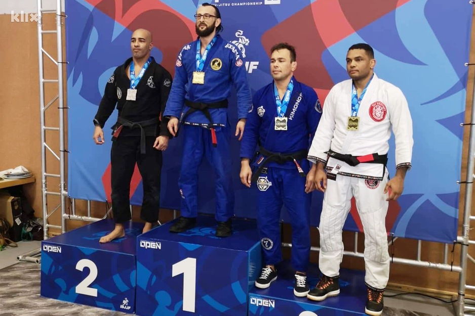 Tuzlak Mensur Pašić na prvom mjestu (Foto: Open IBJJF Jiu-Jitsu Championship 2020.)