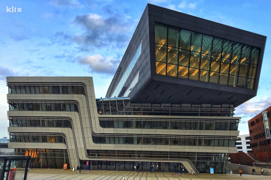 Zgrada biblioteke Ekonomskog univerziteta (Foto: R. D./Klix.ba)