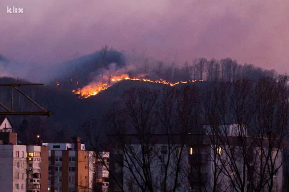 Požar u Tuzli (Foto: Facebook)
