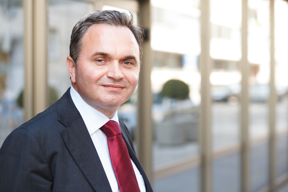 Zijad Bećirović, direktor Međunarodnog instituta za bliskoistočne i balkanske studije