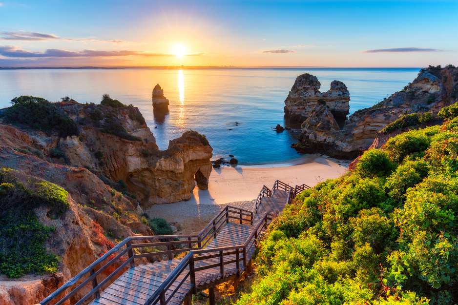 Ilustracija: Shutterstock (Portugal, Algarve)