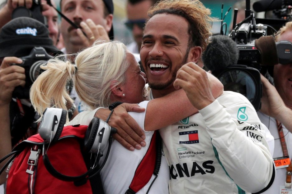 Angela Cullen i Lewis Hamilton