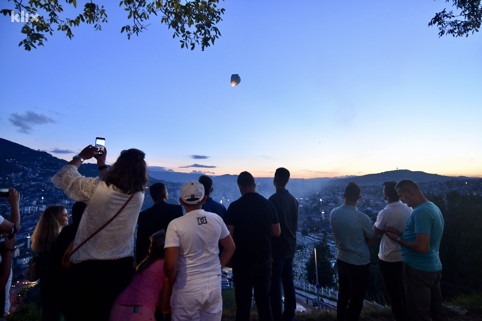 Zalaskom sunca nastupila Nova 1442. hidžretska godina, obilježena vatrometom u Sarajevu 200819136.5_xl