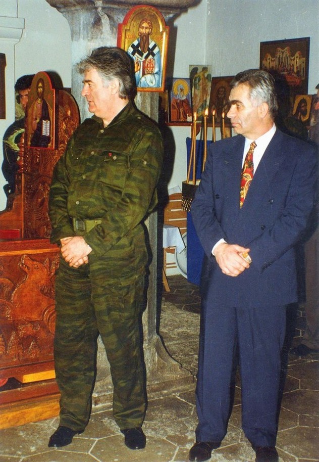 Radovan Karadžić i Momčilo Krajišnik u Trebinju 1994. godine (Foto: EPA-EFE)