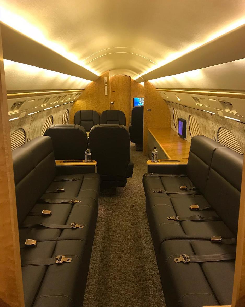 Unutrašnjost Mayweatherovog aviona (Foto: Instagram)