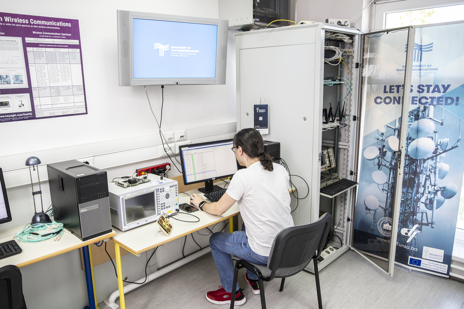ETF UNSA instalirao opremu za 5G mrežu u svom laboratoriju (Foto: ETF)