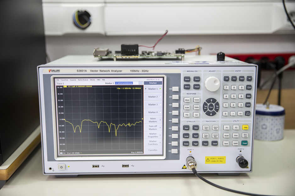 ETF UNSA instalirao opremu za 5G mrežu u svom laboratoriju (Foto: ETF)