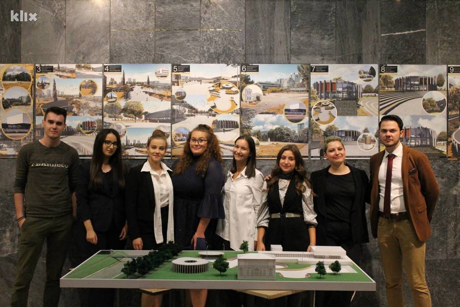 Autori projekta uređenja prostora između Zemaljskog i Historijskog muzeja u Sarajevu (Foto: Ema Idrizović)