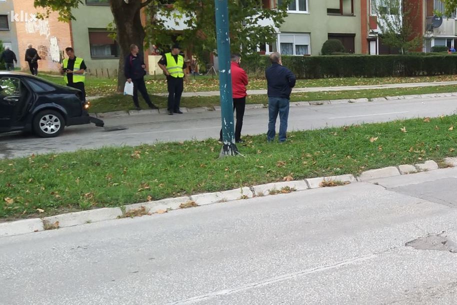 Saobraćajna nesreća na Dobrinji (Foto: Čitatelj)
