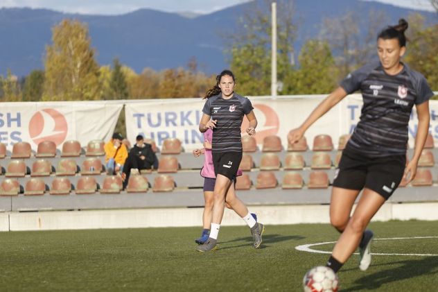 Marija Ana Milinković sa 16 godina priključena prvom timu SFK 2000 Sarajevo (Foto: Klix.ba)