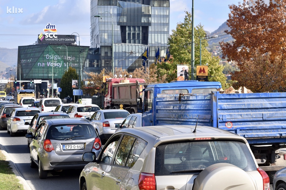 Učestale i saobraćajne gužve (Foto: T. S./Klix.ba)