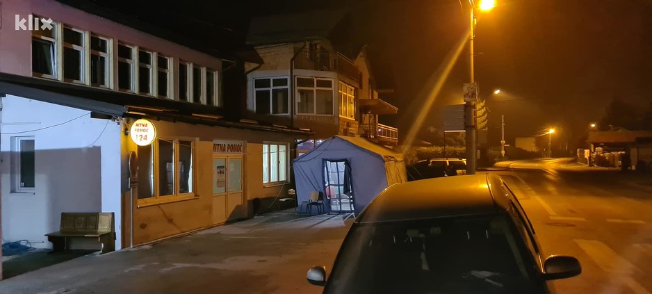 Dok su u Domu zdravlja ugašena svjetla, pacijenti se primaju u šatoru