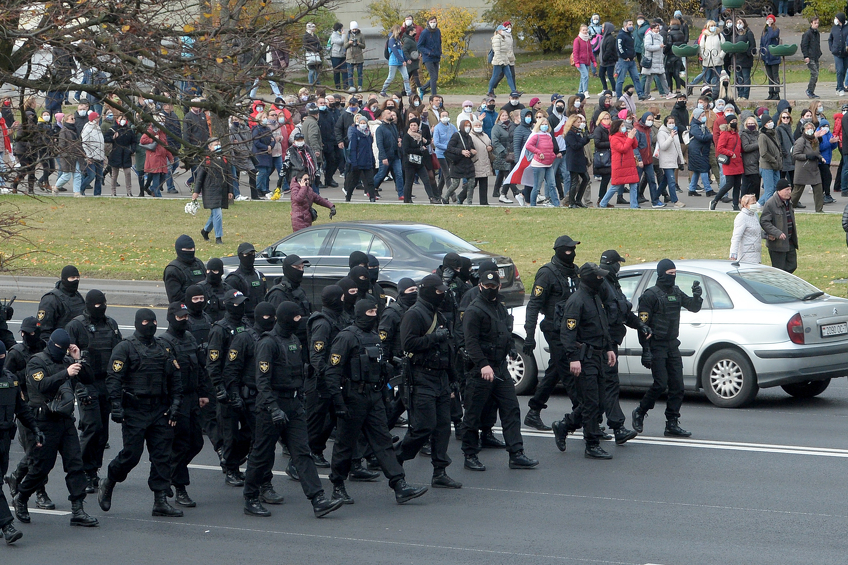 Demonstranti traže ostavku Aleksandra Lukašenka (Foto: EPA-EFE)