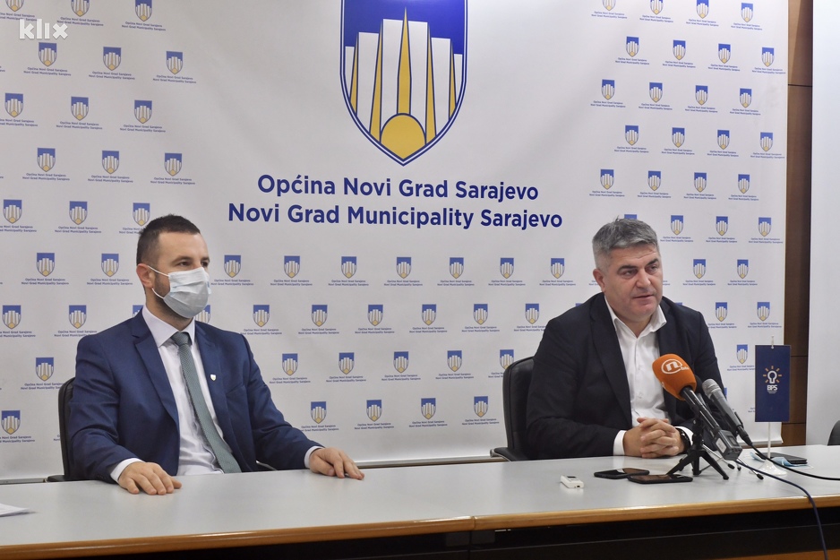 Svi kandidati i simpatizeri Stranke za BiH smatraju da je prirodno dati mu podršku (Foto: T. S./Klix.ba)
