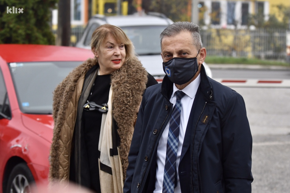 Osman Mehmedagić u društvu advokatice Senke Nožice (Foto: T. S./Klix.ba)