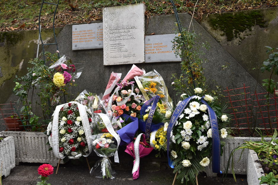 Na mjestu masakra položeno cvijeće
