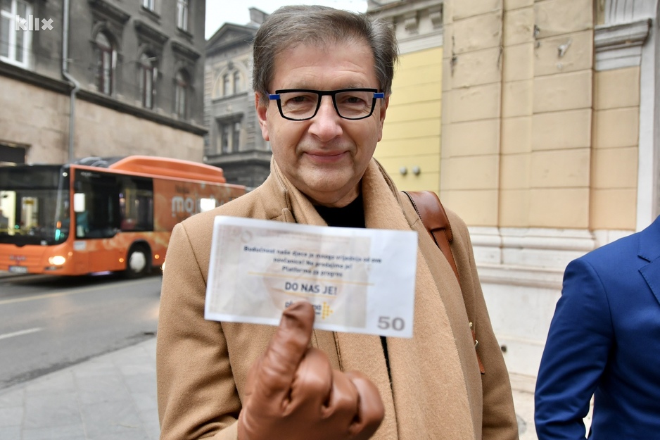 Mirsad Hadžikadić na završnom skupu Platforme za progres (Foto: I. Š./Klix.ba)