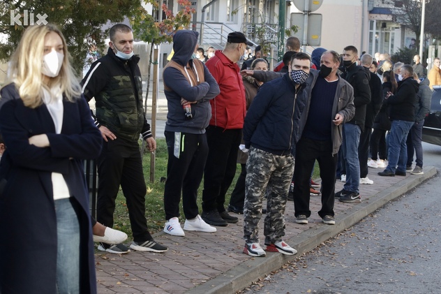 Podrška Amara Dovadžije (Foto: D. S./Klix.ba)