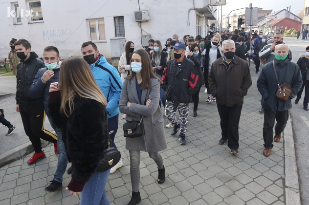 Protest u Hadžićima zbog ubistva Jasmina Berovića (Foto: D. Ć./Klix.ba)