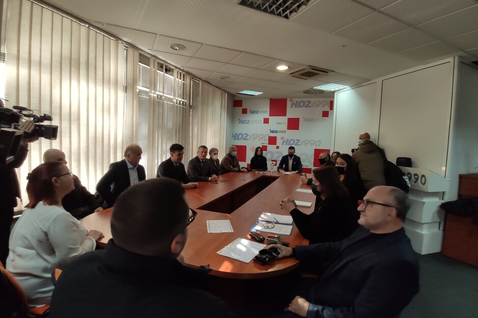 HDZ 1990 započeo izbornu kampanju u Mostaru (Foto: G. Š./Klix.ba)
