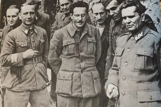 Rodoljub Čolaković i Sulejman Filipović sa Titom