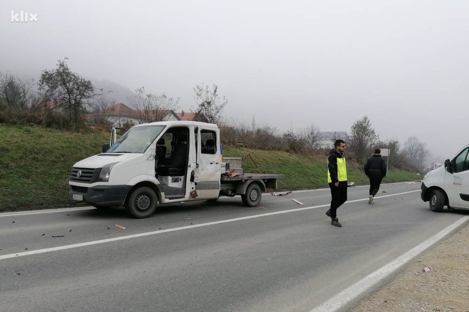 Policija na mjestu događaja obavlja uviđaj (Foto: Čitatelj)