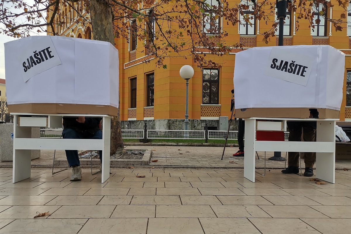 U Mostaru održani "probni izbori", aktivisti "Sjašite" pozvali sve da glasaju  u nedjelju - Klix.ba