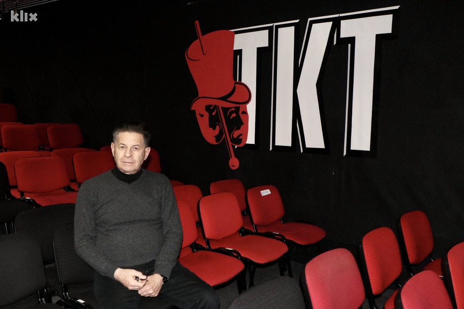 Posebno je ponosan na osnivanje Teatra Kabare u Tuzli (Foto: A. K./Klix.ba)