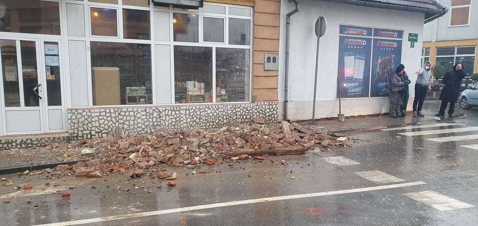 Građani tvrde da su osjetili i podrhtavanje tla