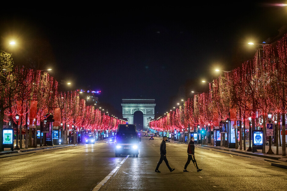 Puste ulice francuske prijestolnice (Foto: EPA-EFE)