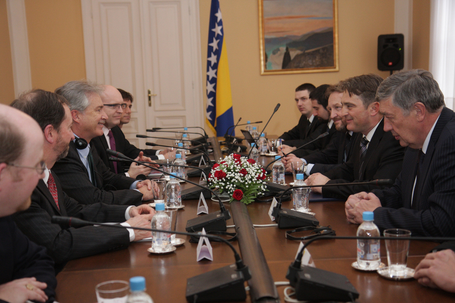 Burns 2012. posjetio BiH i sastao se sa članovima Predsjedništva