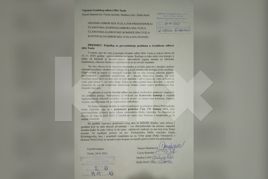 Dokument četiri vijećnika SDA u Tuzli (Foto: Klix.ba)