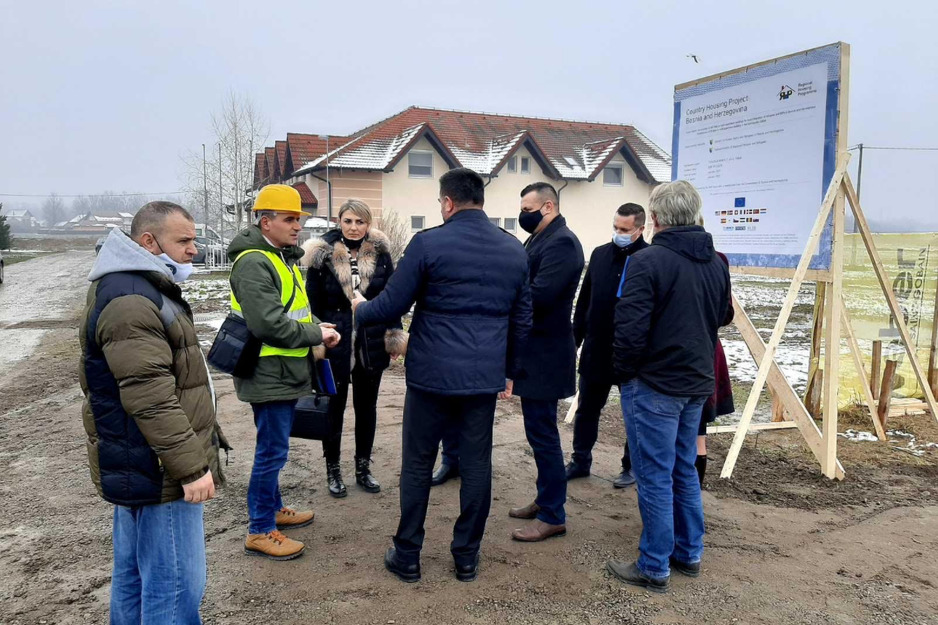 Početku gradnje prisustvovali lokalni i federalni zvaničnici